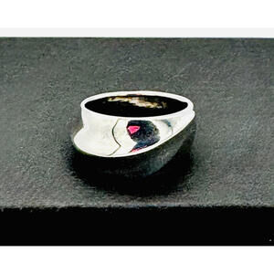 Sterling silver art deco designed band ring